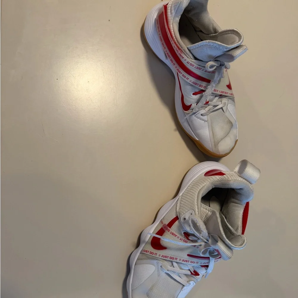 Nike React HyperSet White Red Size 7.5 Volleyball Shoes